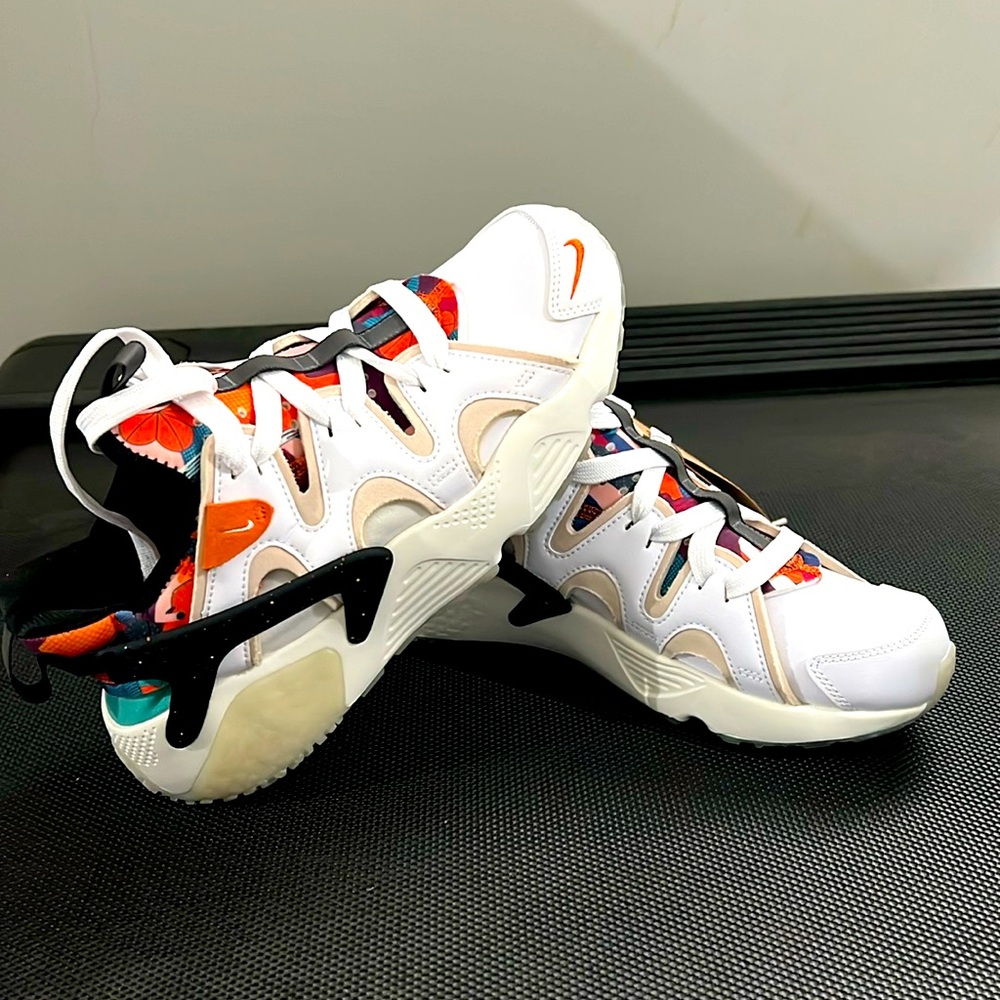 Nike Air Huarache craft - new with tags